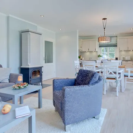 Strandhaus Aquamaritim 度假居